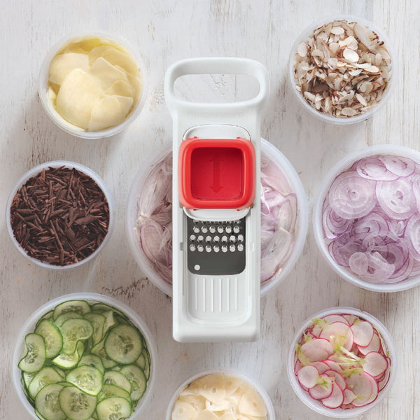 TUPPERWARE SPEEDY GRATER (1PC)